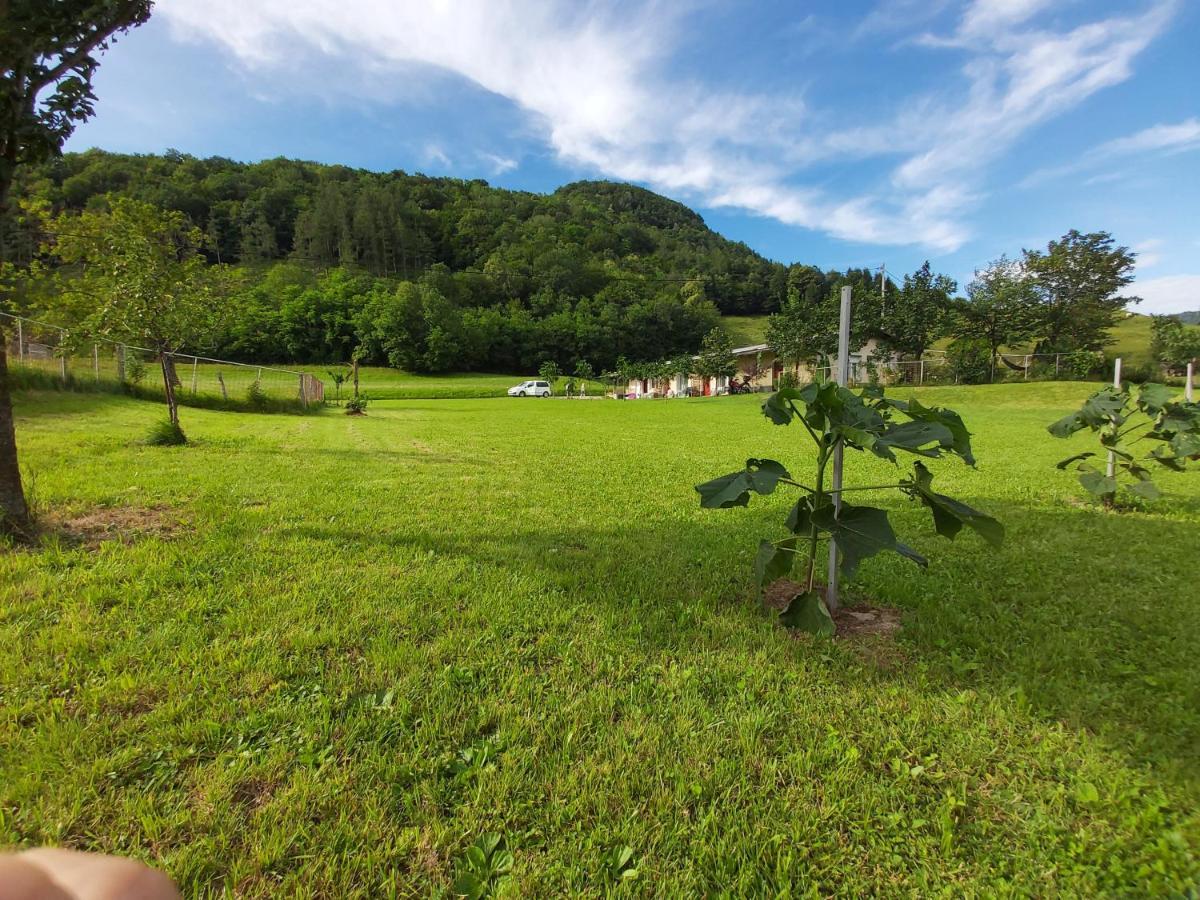 Glamping Hiske Petrin Hotel Tolmin Luaran gambar